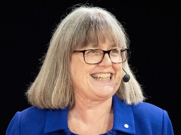 Donna Strickland, la primera Nobel de Física del siglo XXI