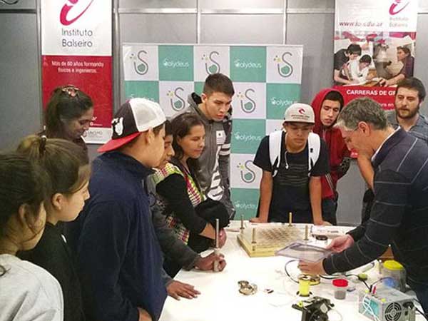 El Balseiro se prepara para sorprender en la Feria del Libro