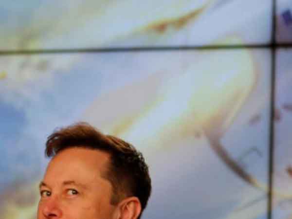 elon musk busca talento en todo el mundo