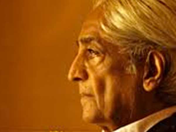 Krishnamurti investiga sobre la libertad, amor, pasión y sobre el real significado de la muerte