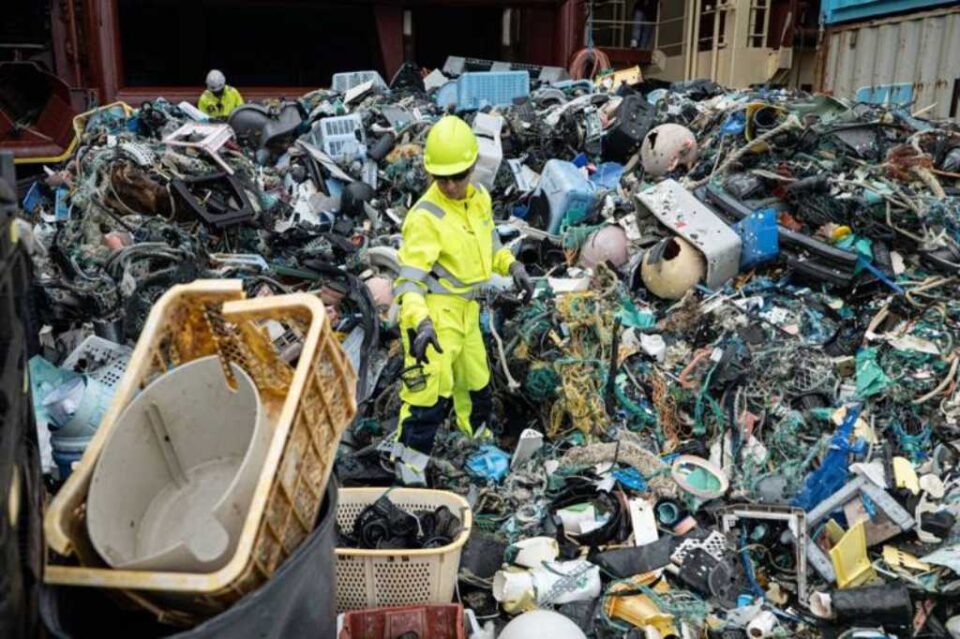 The Ocean CleanUp logra sacar 55 toneladas de plásticos del océano