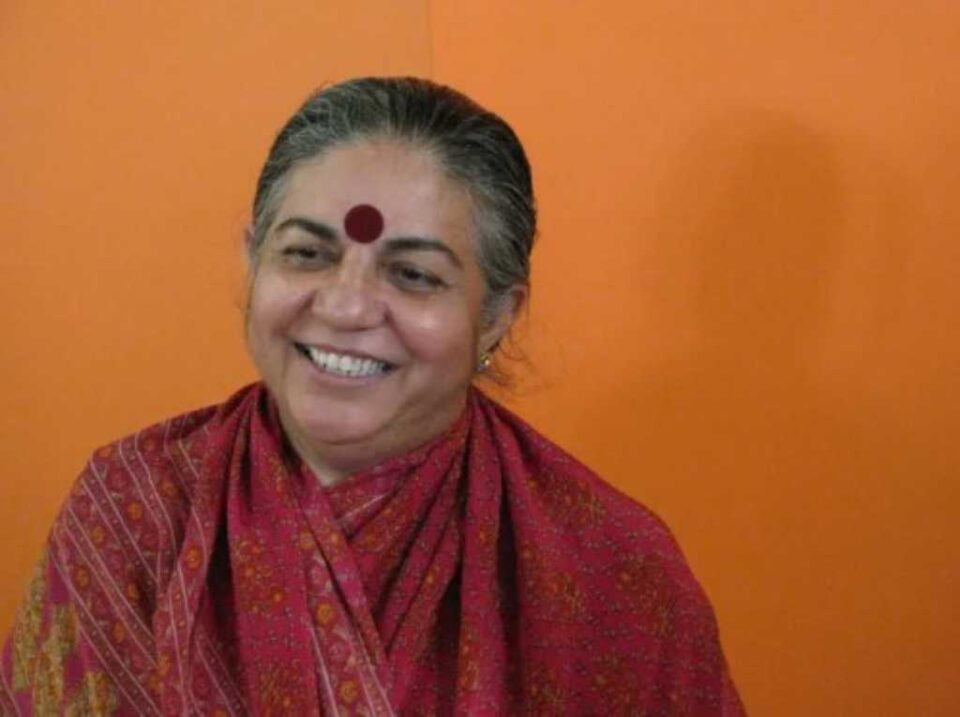 VANDANA SHIVA LA PRIMERA ENEMIGA DE MONSANTO