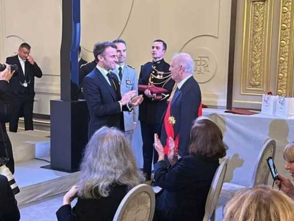 Martha Argerich y Daniel Barenboim recibieron la Orden Nacional de la Legión de Honor en París