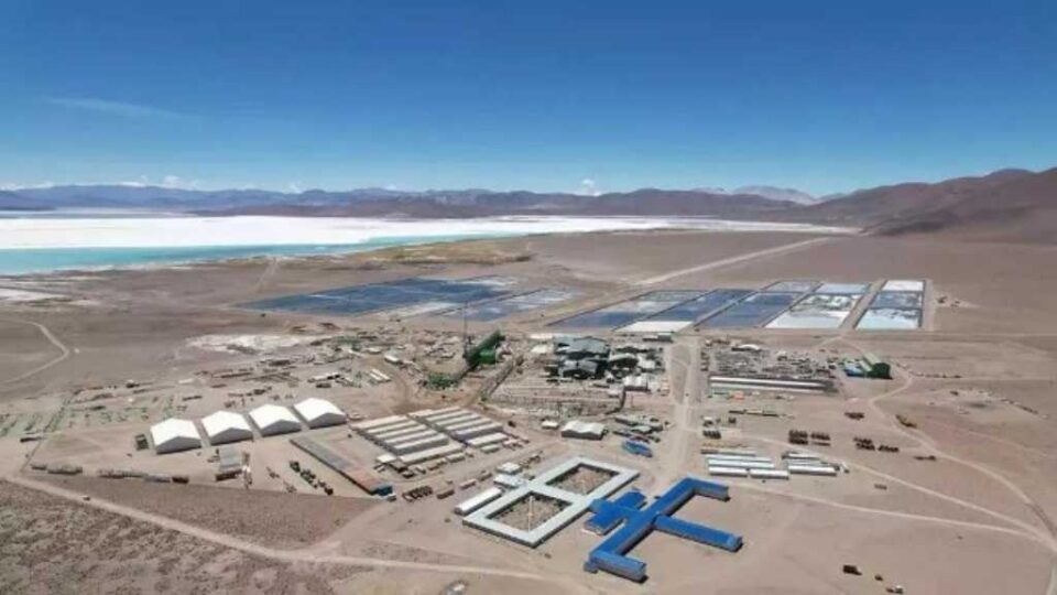 La mina de litio que abastece a Tesla, BMW y General Motors secó una vega en Catamarca