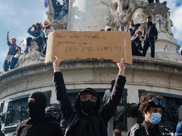 Protestas y violencia: ¿por qué se rebela la juventud europea?